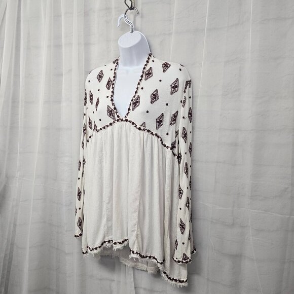 Free People White Plum Peasant Blouse Boho Embroidered Gypsy Hippie M - Picture 5 of 11
